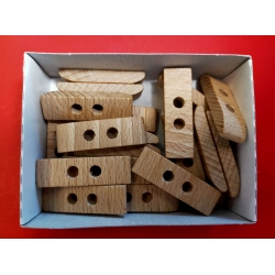 Guzik drewniany płaski ścięte boki